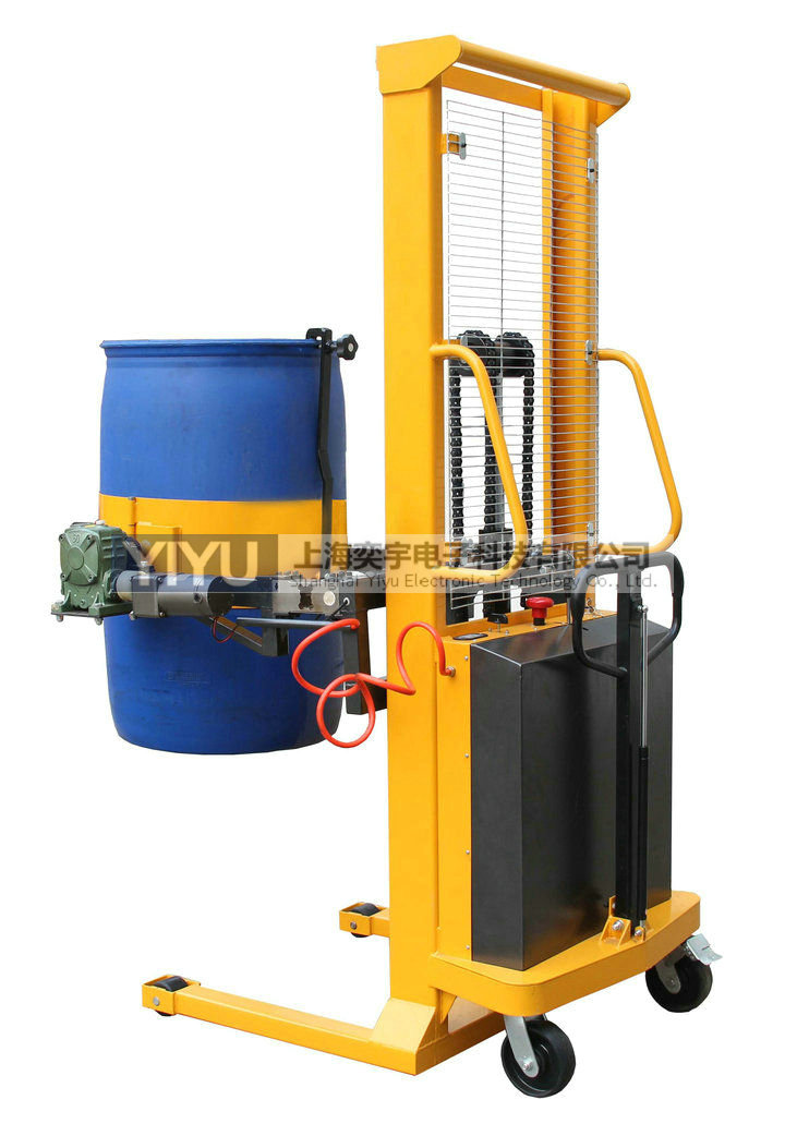 YL500A油桶翻轉(zhuǎn)車