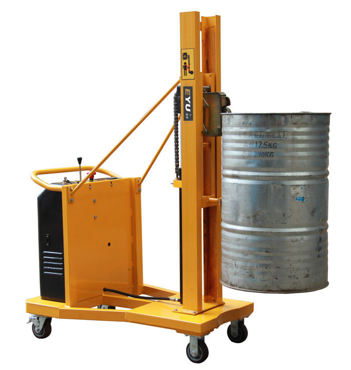 配重式油桶搬運(yùn)堆高車