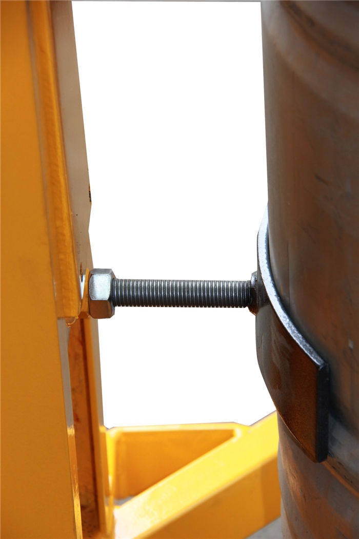 直角支腿多功能油桶車托桶圓弧設(shè)計(jì)