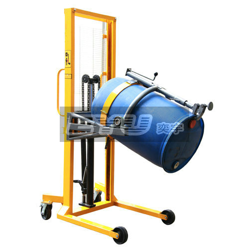 多功能油桶傾倒車