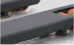 小型電瓶叉車(chē)車(chē)架