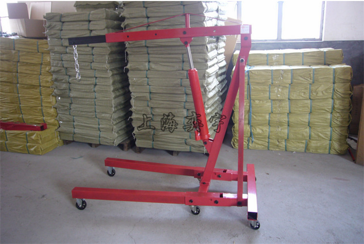 2T折疊液壓小吊機(jī)