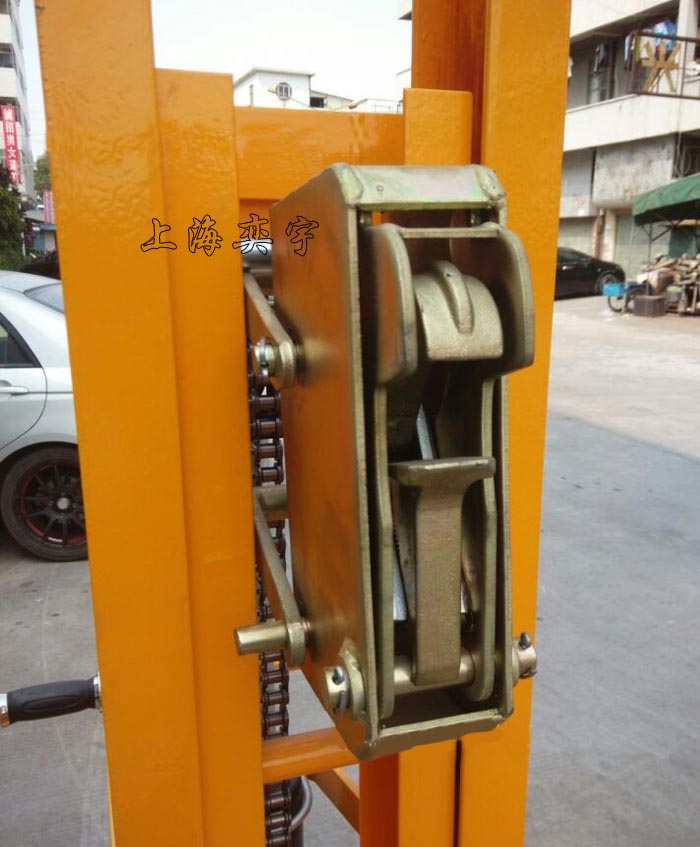 腳踩液壓油桶搬運車夾頭可選