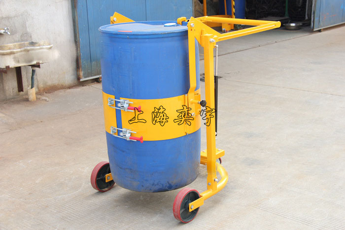 機(jī)械式油桶倒料車