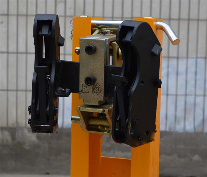 雙鷹嘴油桶夾具