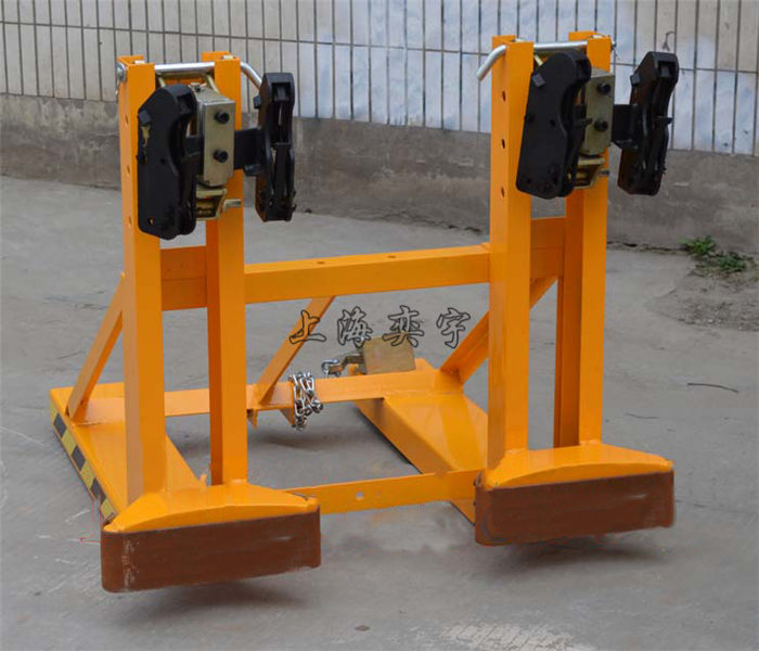 500公斤油桶夾