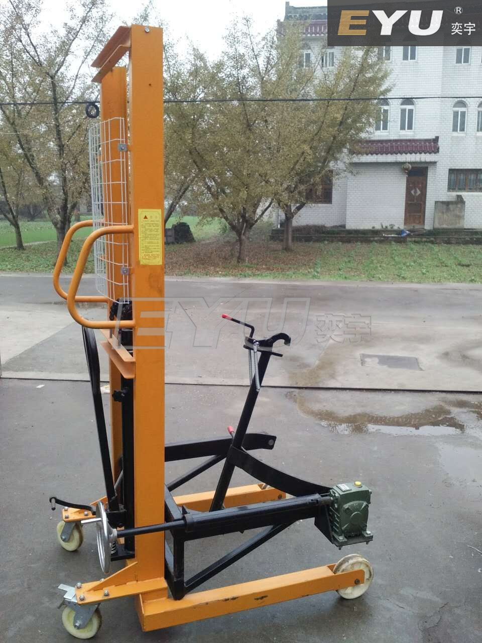 手動(dòng)升高手動(dòng)翻轉(zhuǎn)油桶倒料機(jī)